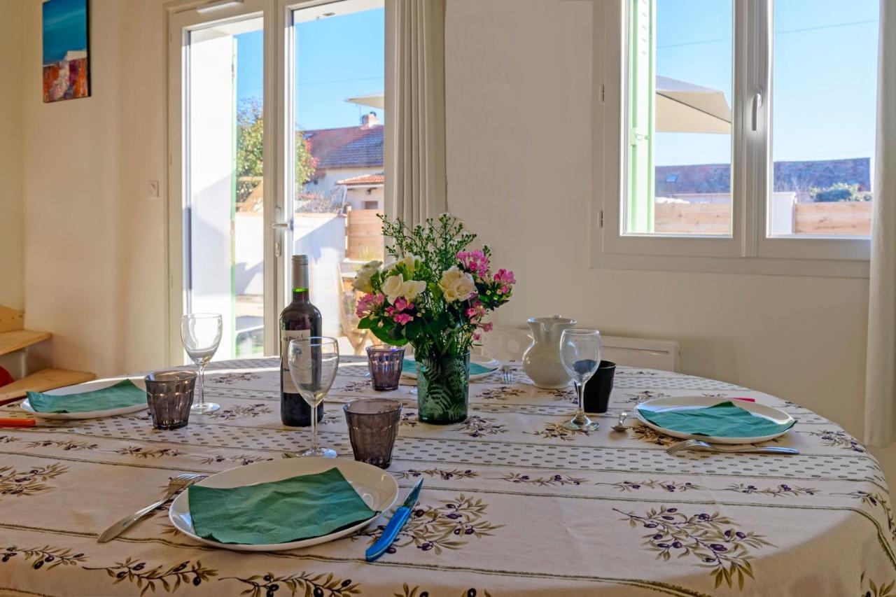 Vila Le Cabanon De Virginie Salin-de-Giraud Exteriér fotografie